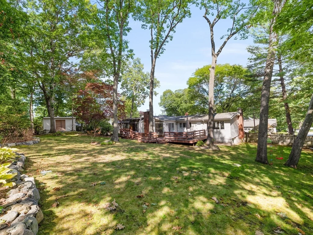 4 bed, 3 bath apartment for rent at 6 Nelson Dr, Chestnut Hill — photo 30 of 33
