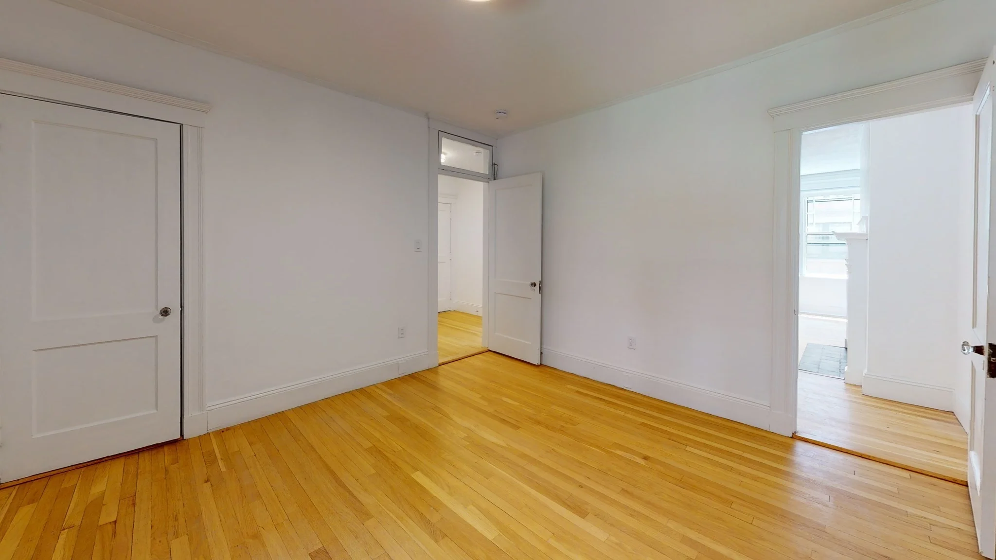 2 bed, 1 bath apartment for rent at 6 Newport Rd Unit 2, Baldwin — photo 5 of 11