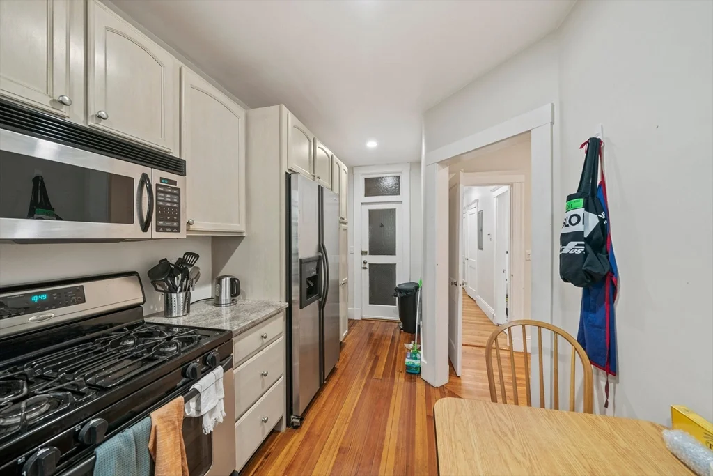 2 bed, 1 bath apartment for rent at 6 Newport Rd Unit 4, Porter Square — photo 11 of 21