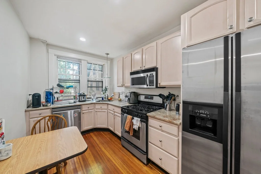 2 bed, 1 bath apartment for rent at 6 Newport Rd Unit 4, Porter Square — photo 8 of 21