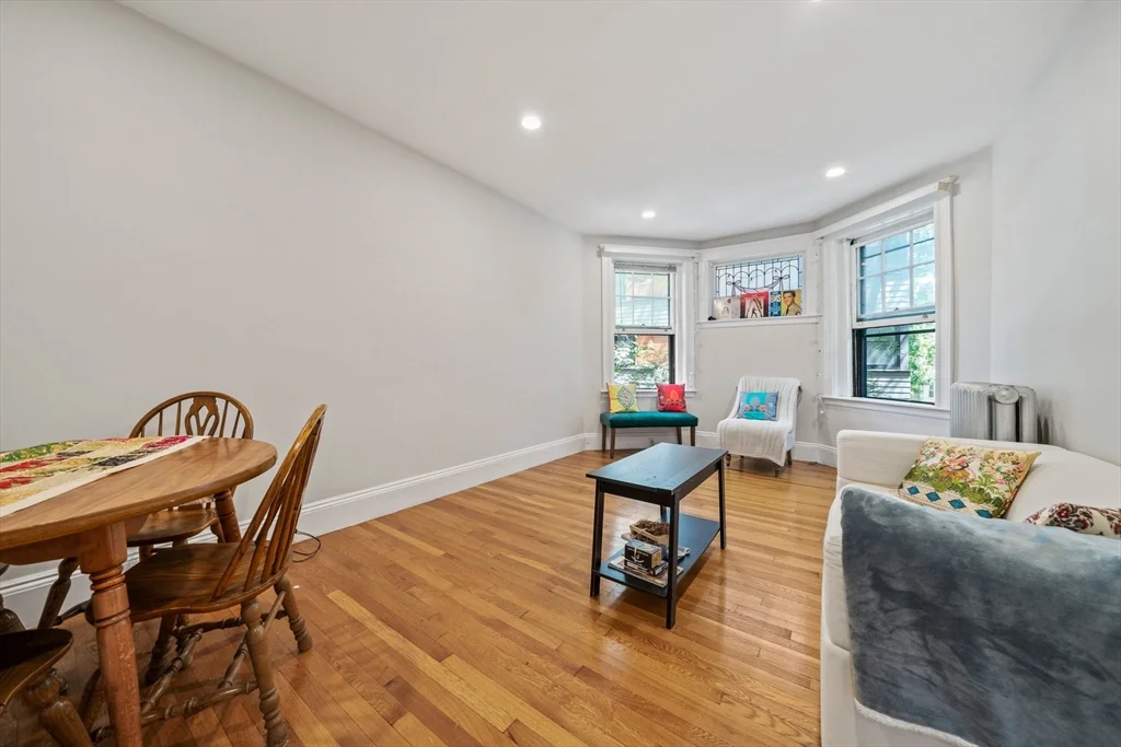 2 bed, 1 bath apartment for rent at 6 Newport Rd Unit 4, Porter Square — photo 5 of 21