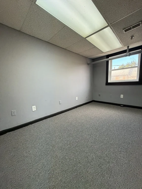 5 bed, 2 bath apartment for rent at 6 Nichols St Unit 3, Salem — photo 18 of 21