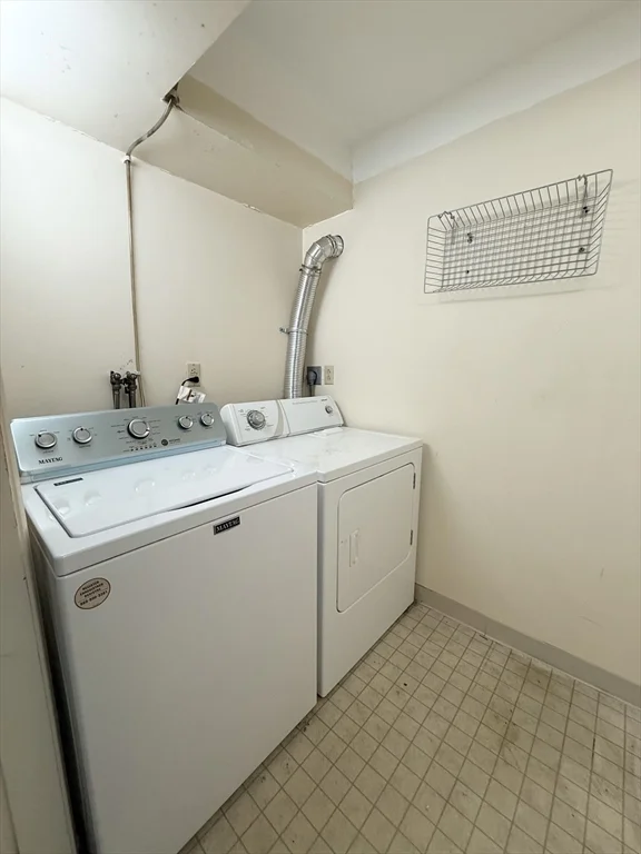5 bed, 2 bath apartment for rent at 6 Nichols St Unit 3, Salem — photo 21 of 21
