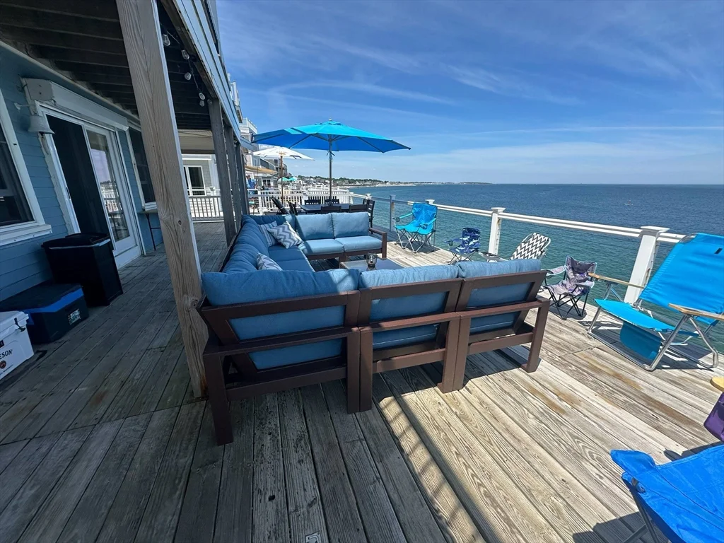 4 bed, 3 bath apartment for rent at 6 Oceanside, Scituate — photo 10 of 12