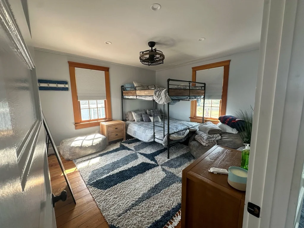 4 bed, 3 bath apartment for rent at 6 Oceanside, Scituate — photo 4 of 12