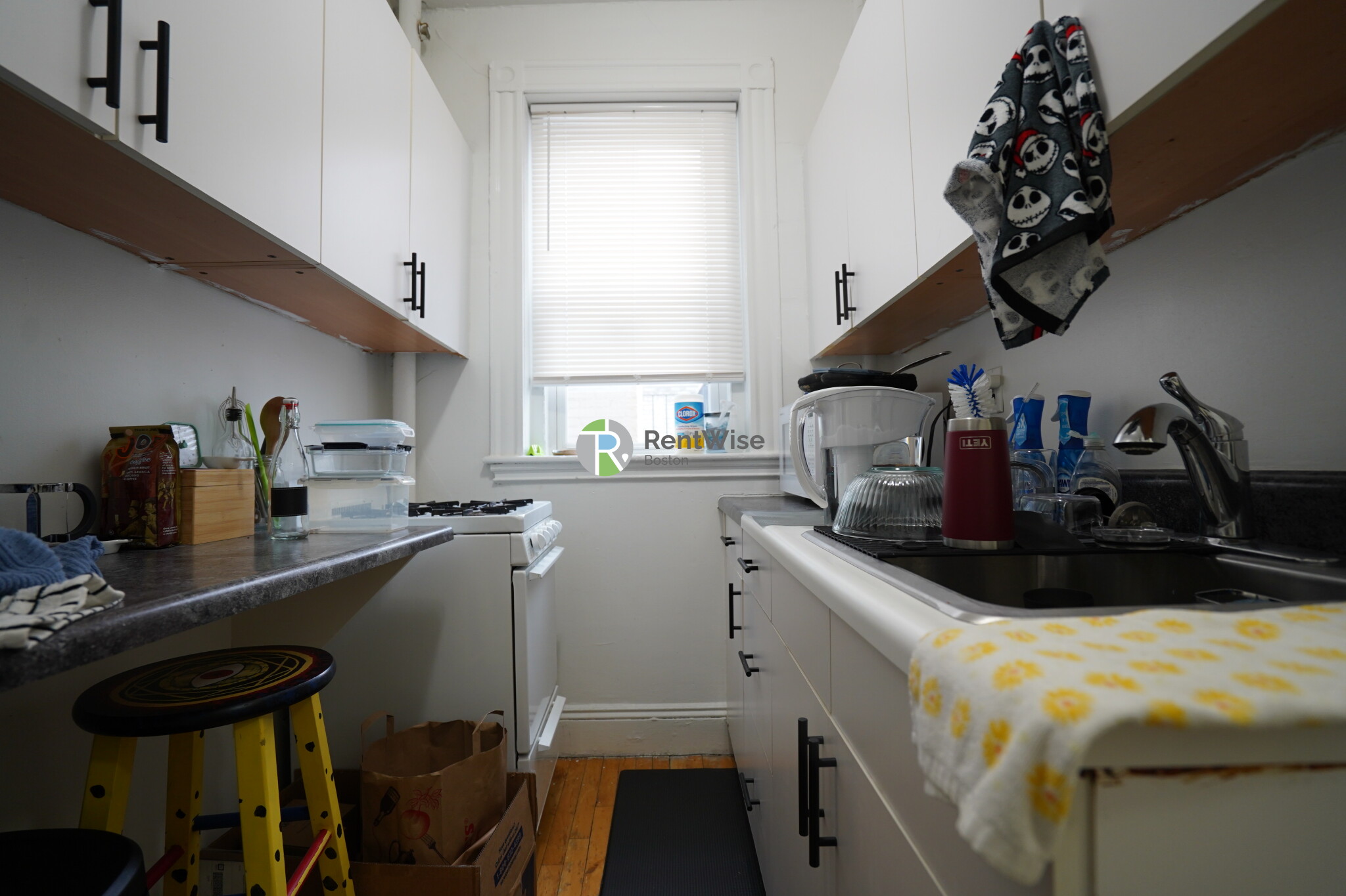 Studio bed, 1 bath apartment for rent at 6 Orkney Rd Unit 42, Brighton — photo 9 of 16