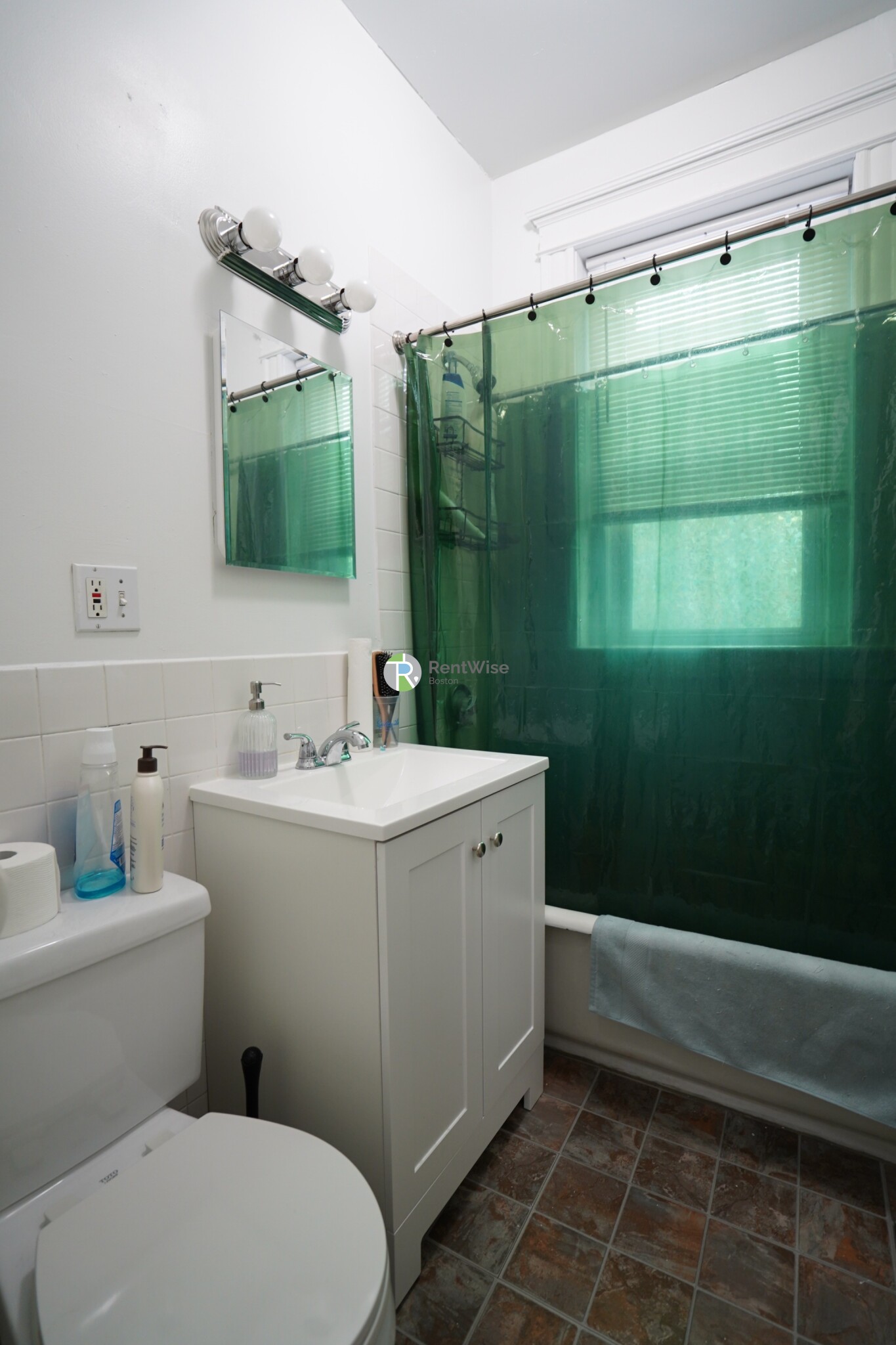 Studio bed, 1 bath apartment for rent at 6 Orkney Rd Unit 42A, Brighton — photo 7 of 16