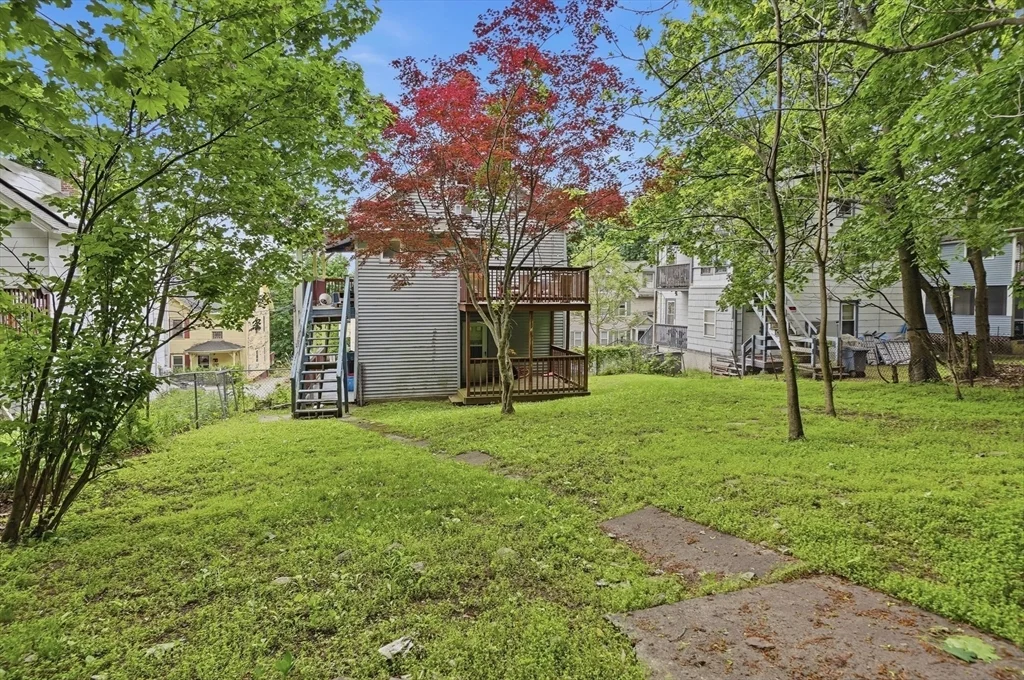1 bed, 1 bath apartment for rent at 6 Oswald St Unit 1, Worcester — photo 19 of 20