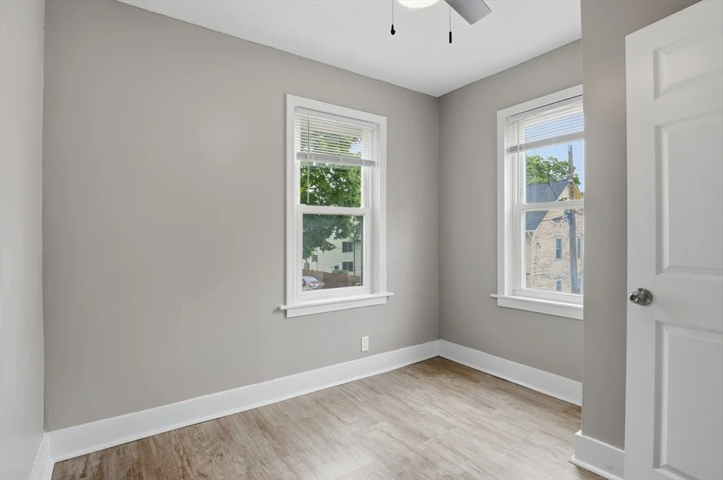 1 bed, 1 bath apartment for rent at 6 Oswald St Unit 1, Worcester — photo 13 of 20