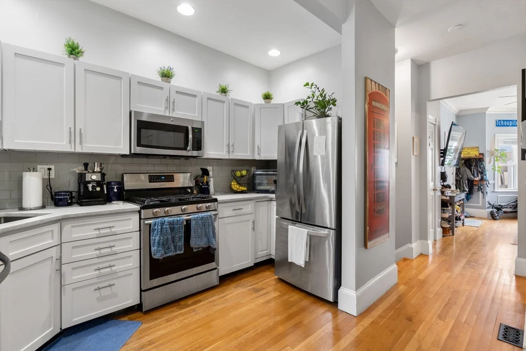 2 bed, 1 bath apartment for rent at 6 Pacific St Unit 1, South Boston — photo 5 of 15