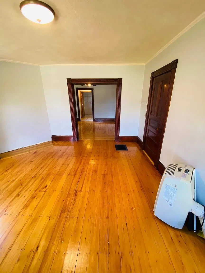1 bed, 1 bath apartment for rent at 6 Parkson Street` Unit 1, Hyde Park — photo 6 of 15