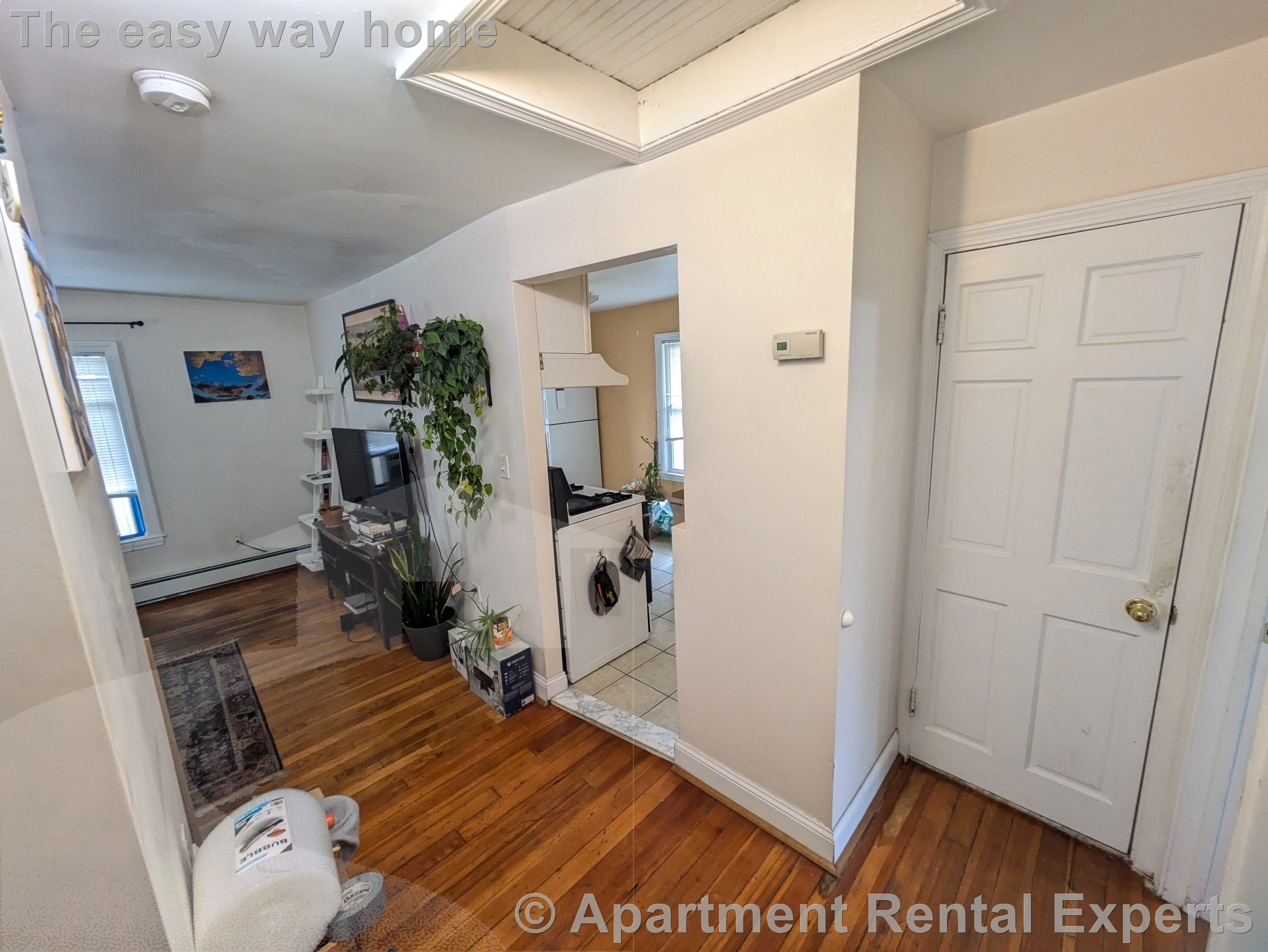 2 bed, 1 bath apartment for rent at 6 Pearl St, Tufts University — photo 3 of 12