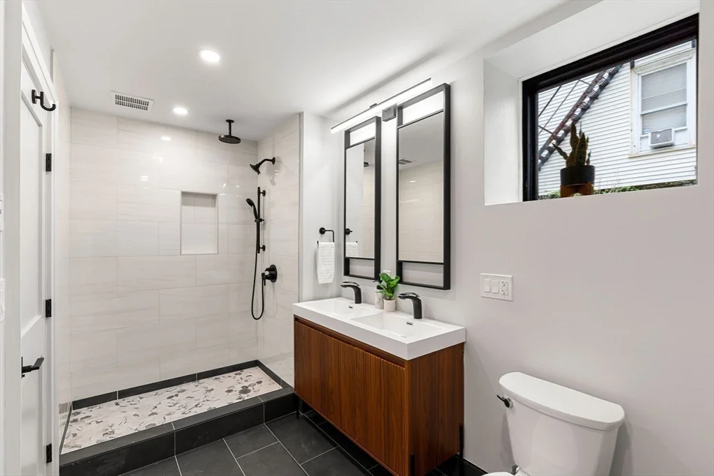 4 bed, 3 bath apartment for rent at 6 Pearl St Unit B, East Somerville — photo 15 of 17