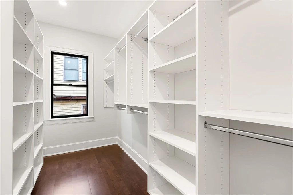 4 bed, 3 bath apartment for rent at 6 Pearl St Unit B, East Somerville — photo 9 of 17