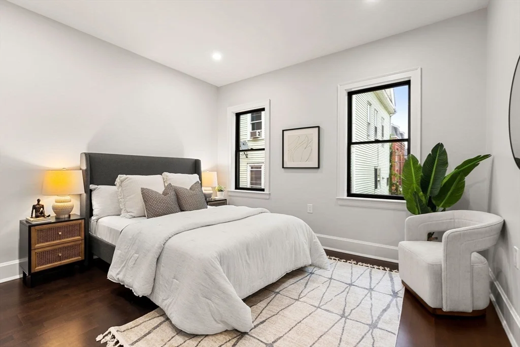 4 bed, 3 bath apartment for rent at 6 Pearl St Unit B, East Somerville — photo 7 of 17