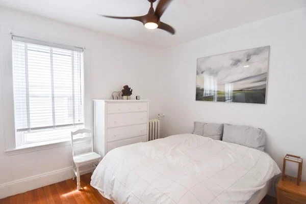 2 bed, 1 bath apartment for rent at 6 Perry St Unit 3, Coolidge Corner — photo 6 of 17