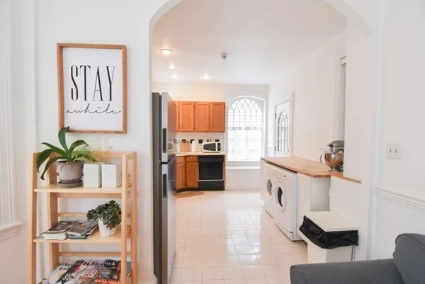 2 bed, 1 bath apartment for rent at 6 Perry St Unit 3, Coolidge Corner