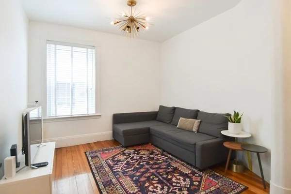 2 bed, 1 bath apartment for rent at 6 Perry St Unit 3, Coolidge Corner — photo 2 of 17