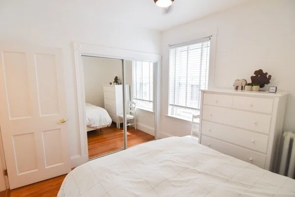 2 bed, 1 bath apartment for rent at 6 Perry St Unit 3, Coolidge Corner — photo 7 of 17