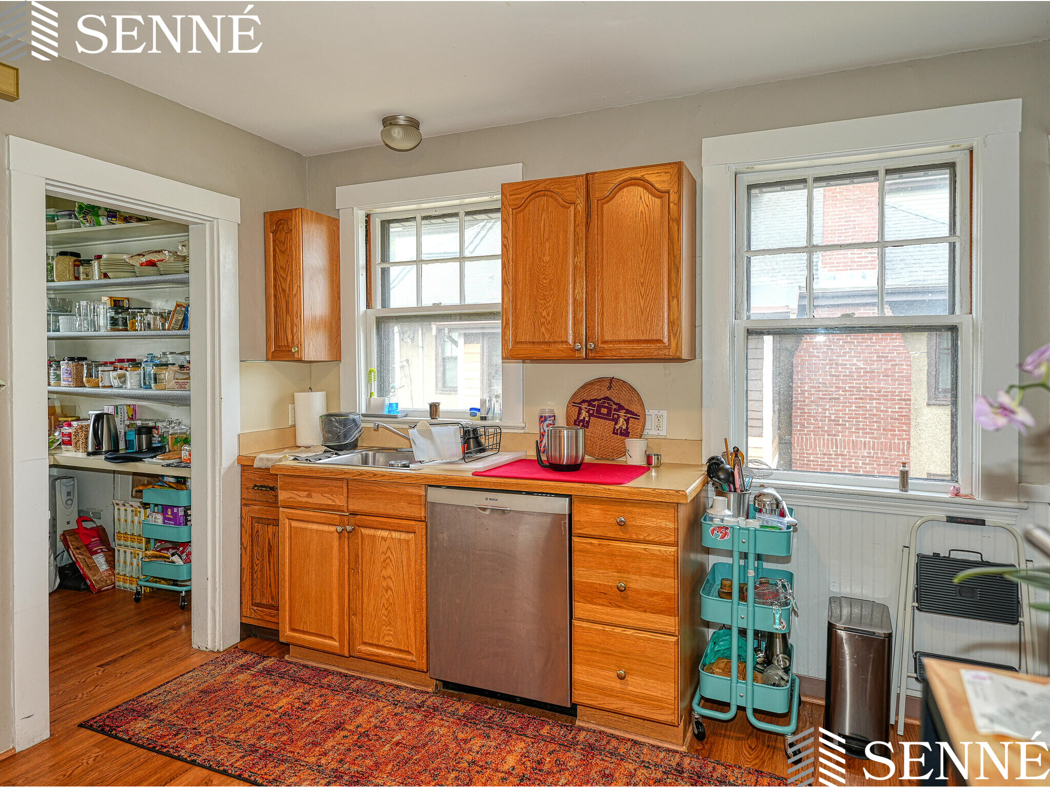 3.5 bed, 1.5 bath apartment for rent at 6 Pine St Unit 2, Belmont — photo 8 of 27