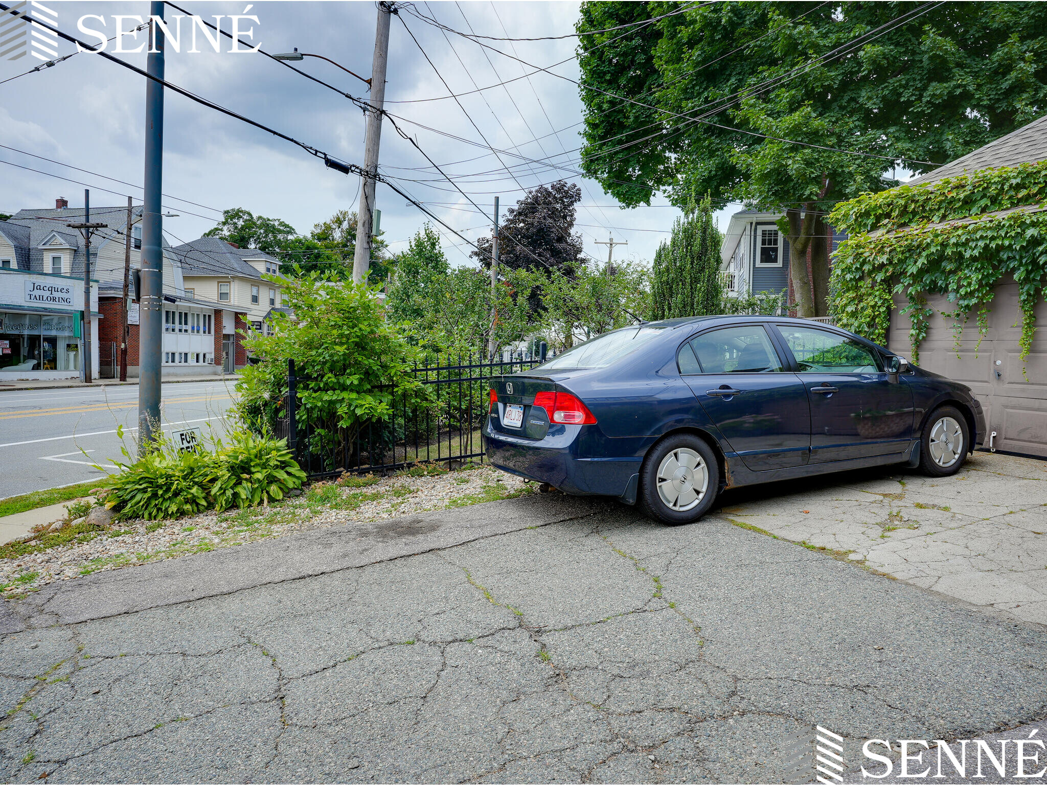 3.5 bed, 1.5 bath apartment for rent at 6 Pine St Unit 2, Belmont — photo 26 of 27