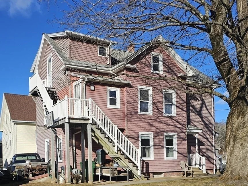 2 bed, 1 bath apartment for rent at 6 Pond St Unit 2, Spencer — photo 10 of 11