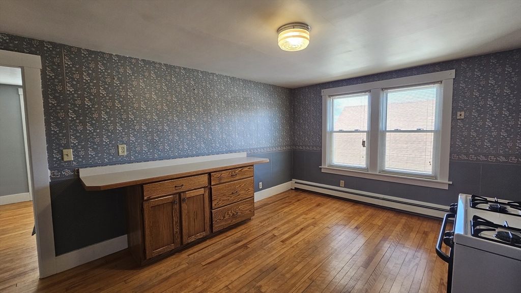 1 bed, 1 bath apartment for rent at 6 Pond St Unit 3, Spencer — photo 4 of 10