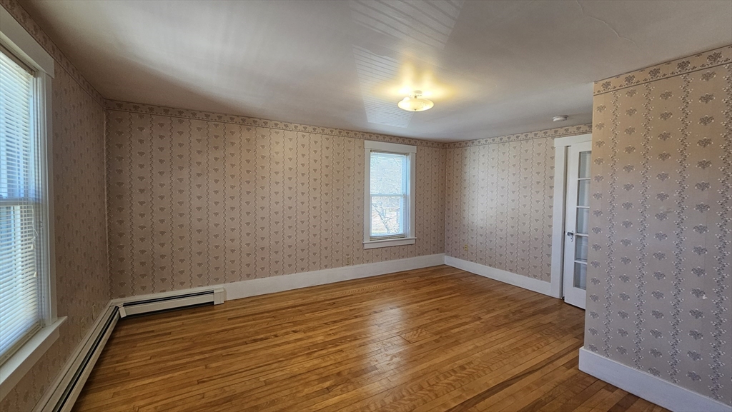 1 bed, 1 bath apartment for rent at 6 Pond St Unit 3, Spencer — photo 6 of 10