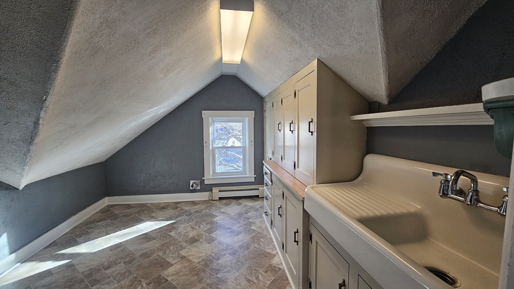 1 bed, 1 bath apartment for rent at 6 Pond St Unit 3, Spencer — photo 8 of 10