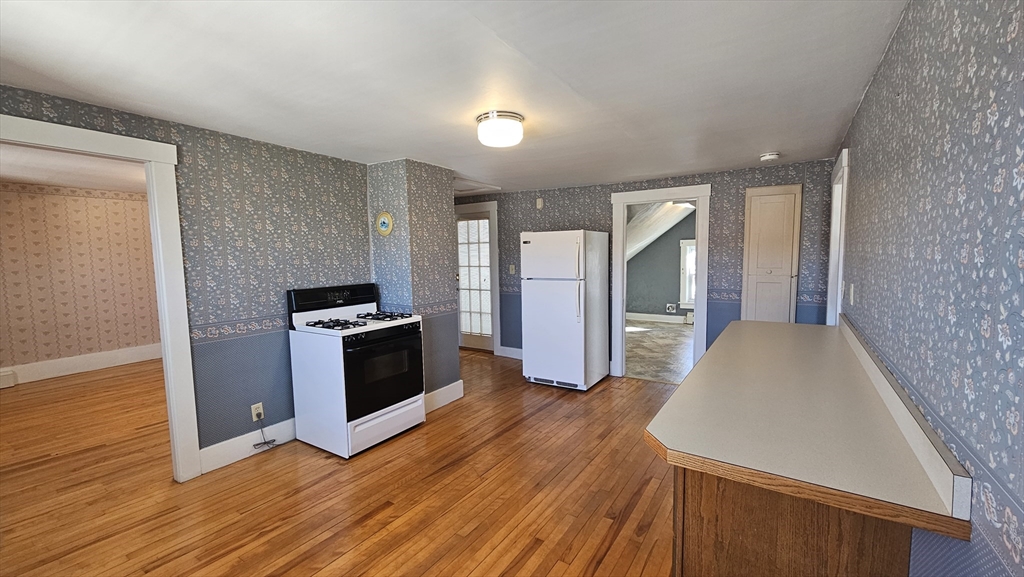 1 bed, 1 bath apartment for rent at 6 Pond St Unit 3, Spencer — photo 3 of 10