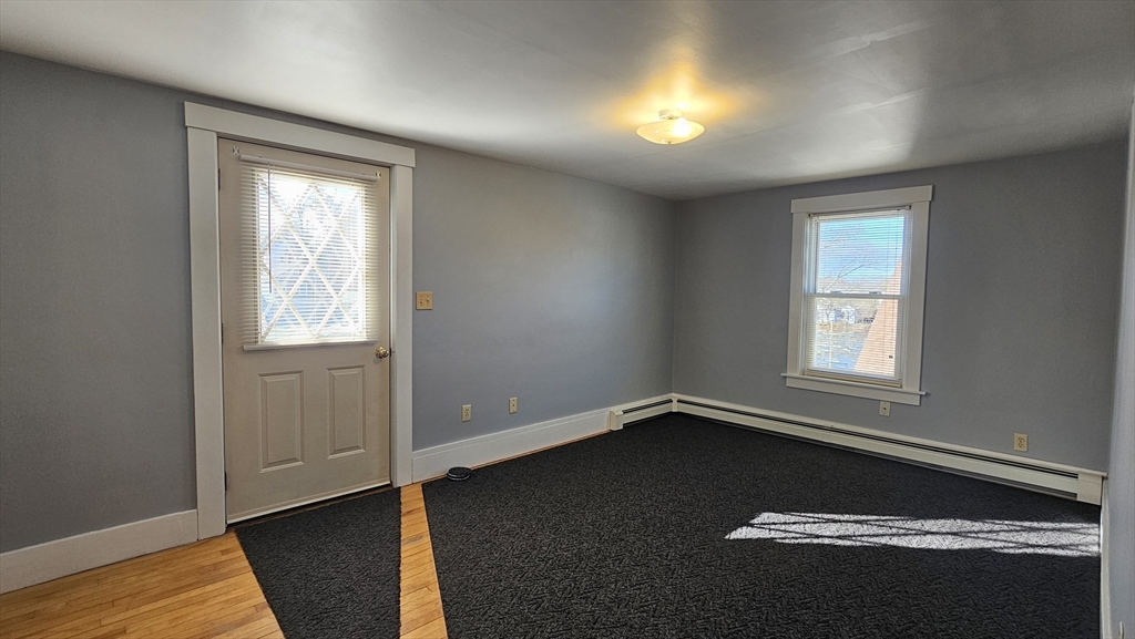 1 bed, 1 bath apartment for rent at 6 Pond St Unit 3, Spencer — photo 5 of 10