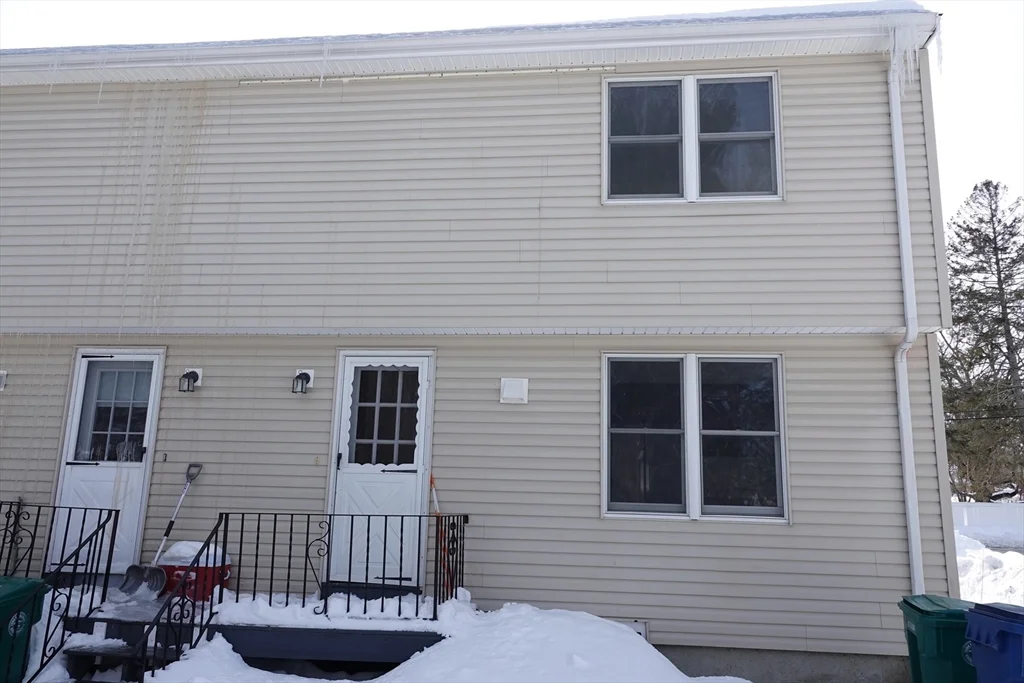 3 bed, 1 bath apartment for rent at 6 Pondover Rd Unit 6, Billerica — photo 21 of 23