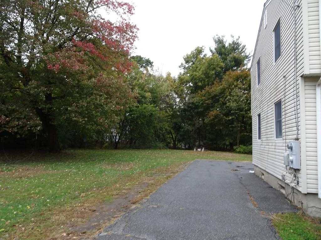 3 bed, 1 bath apartment for rent at 6 Pondover Rd Unit 6, Billerica — photo 22 of 23