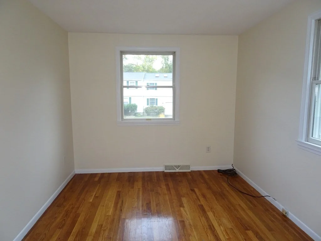 3 bed, 1 bath apartment for rent at 6 Pondover Rd Unit 6, Billerica — photo 13 of 23