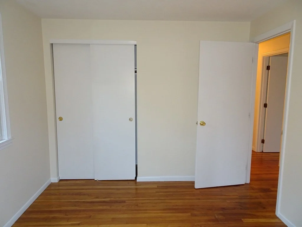 3 bed, 1 bath apartment for rent at 6 Pondover Rd Unit 6, Billerica — photo 12 of 23