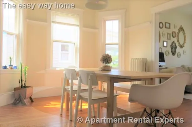 2 bed, 1 bath apartment for rent at 6 Poplar Rd Unit 3, Huron Village — photo 10 of 16