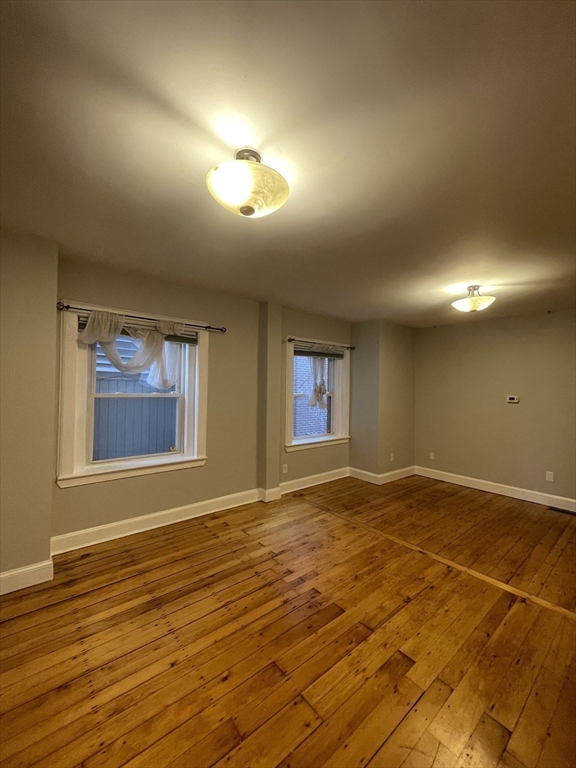 3 bed, 1 bath apartment for rent at 6 Porter Rd Unit 1L, Porter Square — photo 3 of 16