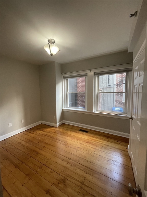 3 bed, 1 bath apartment for rent at 6 Porter Rd Unit 1L, Porter Square — photo 11 of 16