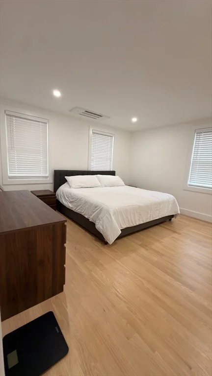 2 bed, 1 bath apartment for rent at 6 Pratt Ave Unit 1, Beverly — photo 12 of 21