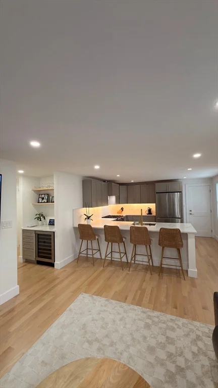 2 bed, 1 bath apartment for rent at 6 Pratt Ave Unit 1, Beverly — photo 7 of 21