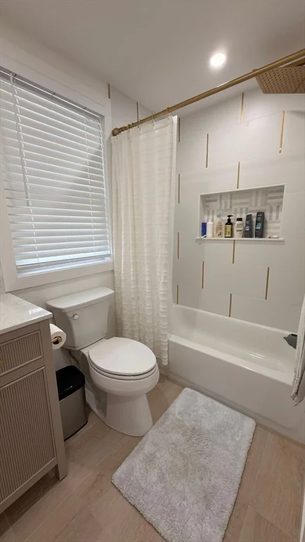 2 bed, 1 bath apartment for rent at 6 Pratt Ave Unit 1, Beverly — photo 18 of 21