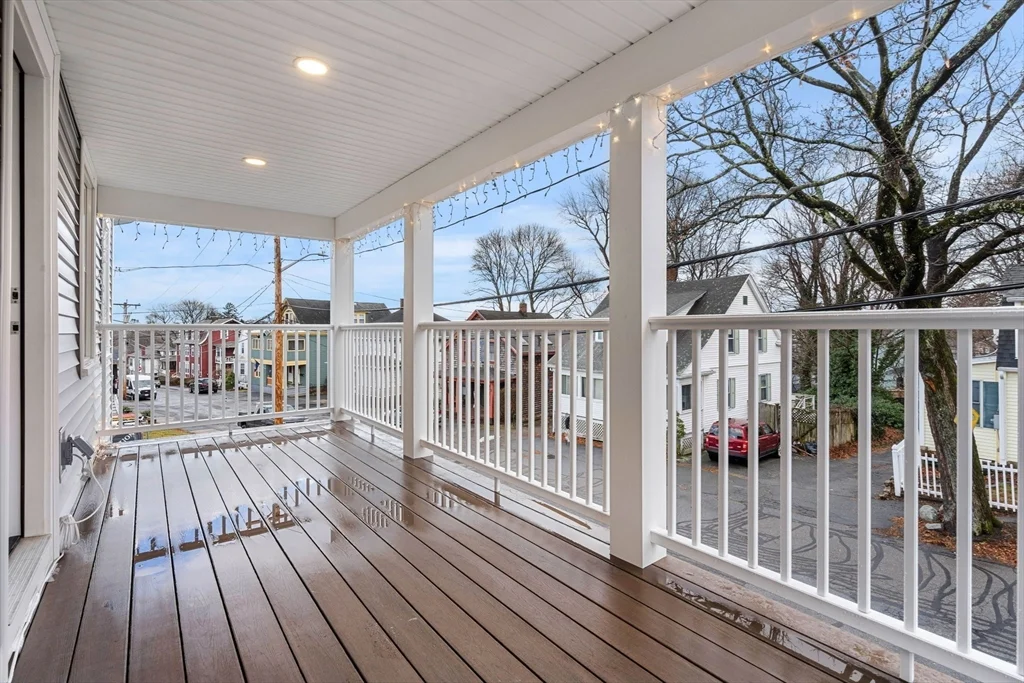 3 bed, 1 bath apartment for rent at 6 Pratt Ave Unit 2, Beverly Cove — photo 33 of 34