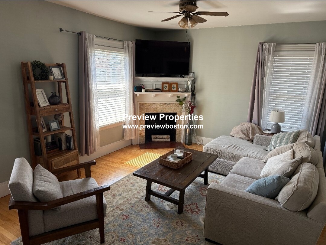 2 bed, 1 bath apartment for rent at 6 Presentation Rd Unit 2P, Brighton — photo 9 of 9