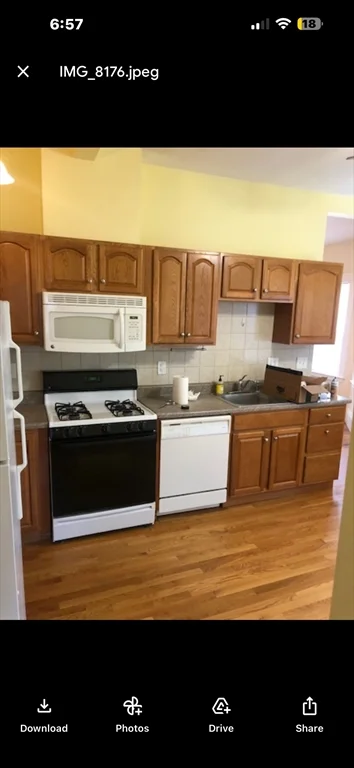 3 bed, 1 bath apartment for rent at 6 Primrose St Unit 1, Roslindale — photo 3 of 8