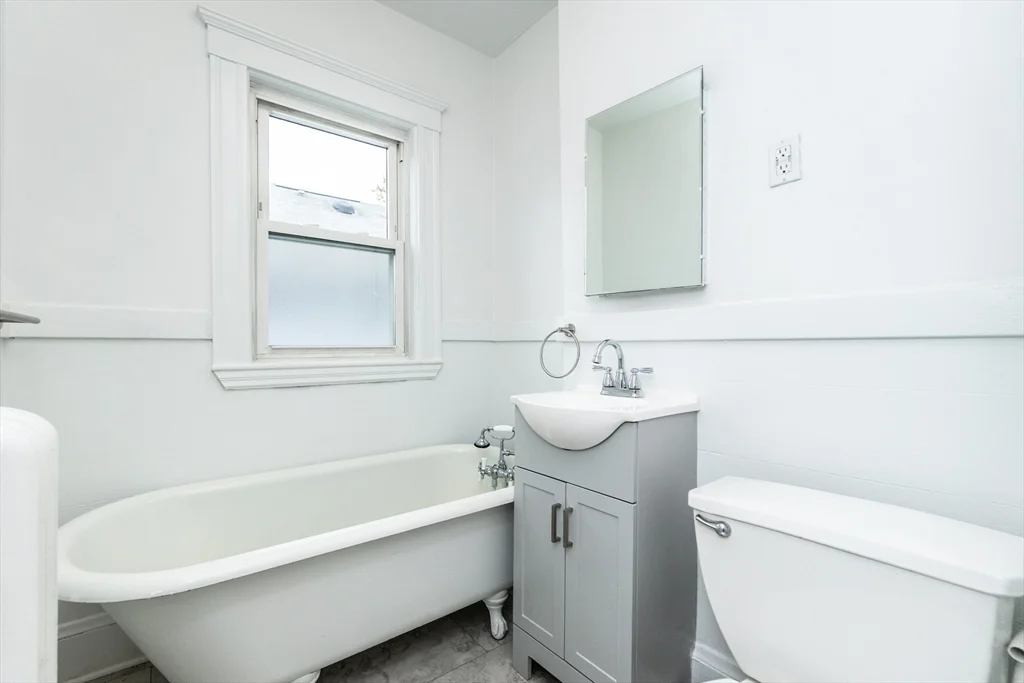 2 bed, 2 bath apartment for rent at 6 Putnam St Unit 0, Watertown — photo 12 of 16