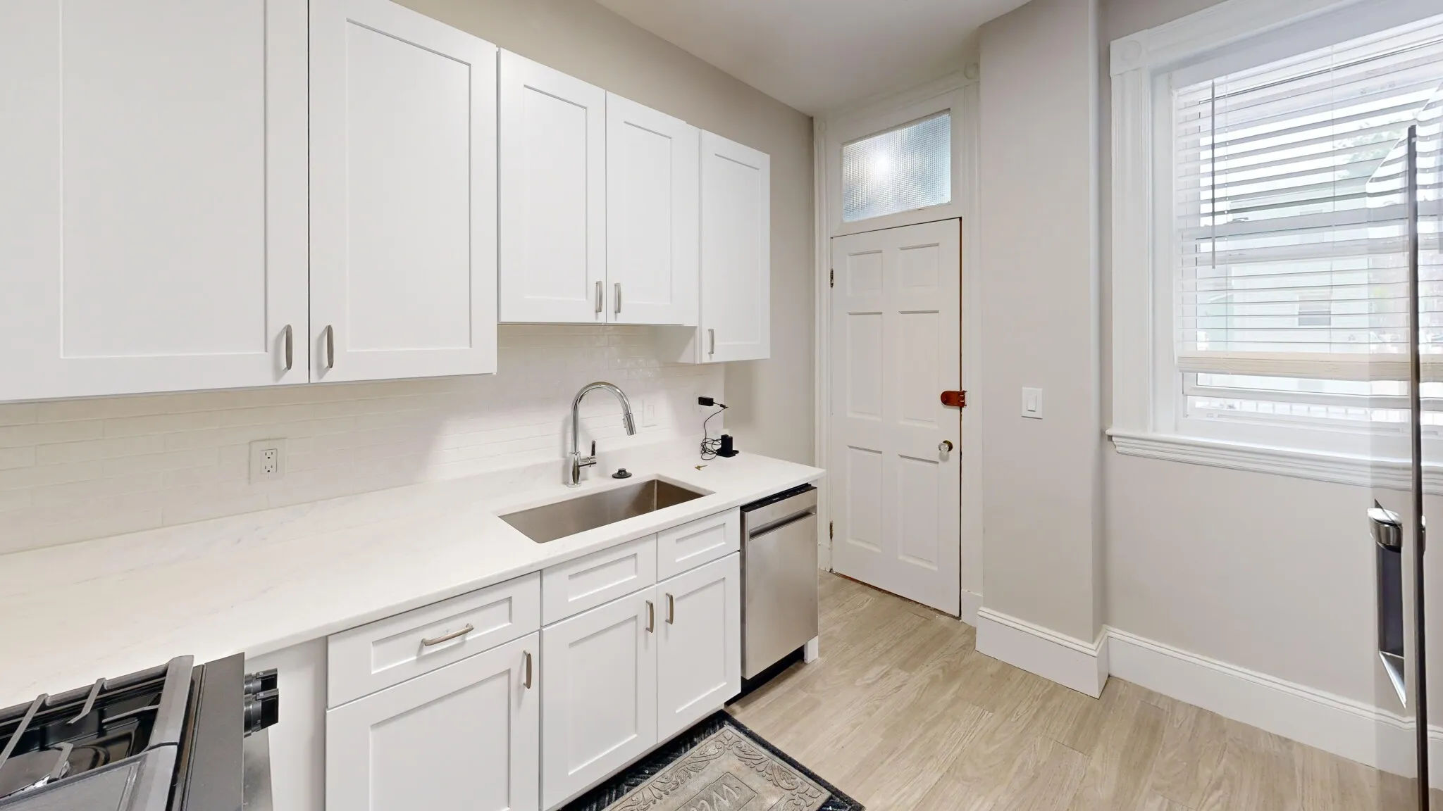 3 bed, 1 bath apartment for rent at 6 Radcliffe Rd Unit 1, Allston