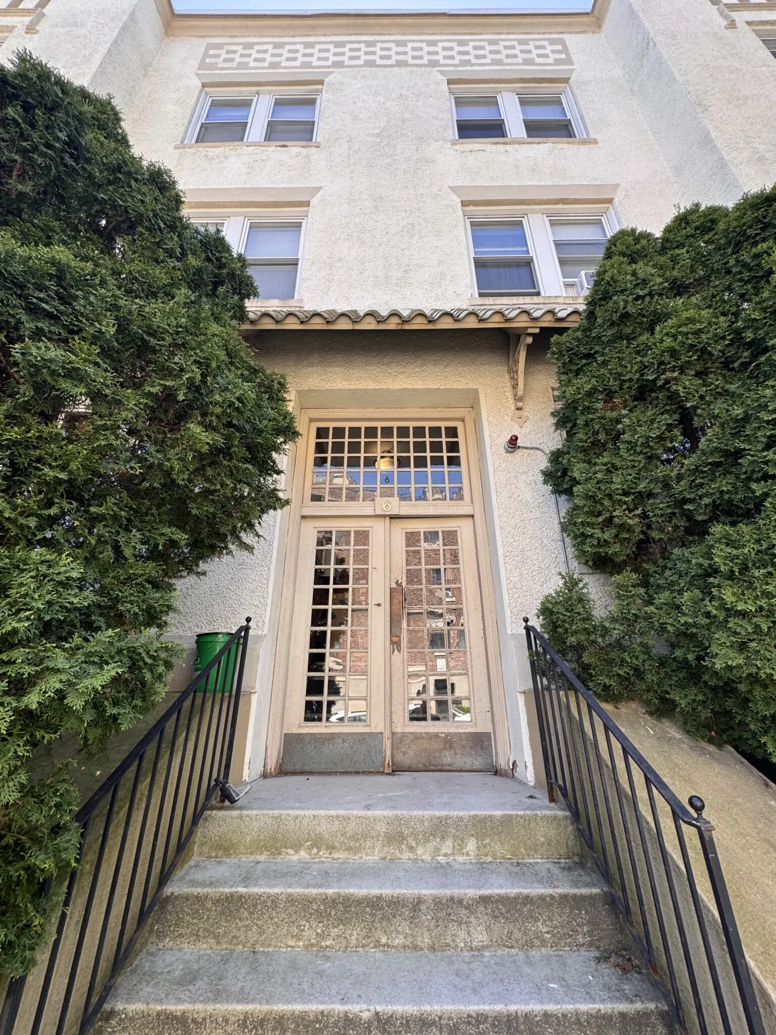 3 bed, 1 bath apartment for rent at 6 Radcliffe Rd Unit 6-1, Allston — photo 11 of 18