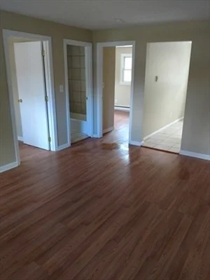 2 bed, 1 bath apartment for rent at 6 Randall Ln Unit 3, Hampstead — photo 10 of 12