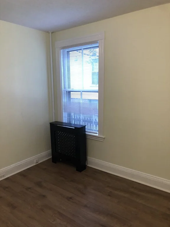 1 bed, 1 bath apartment for rent at 6 Rowley St Unit 1R, Dorchester — photo 8 of 9