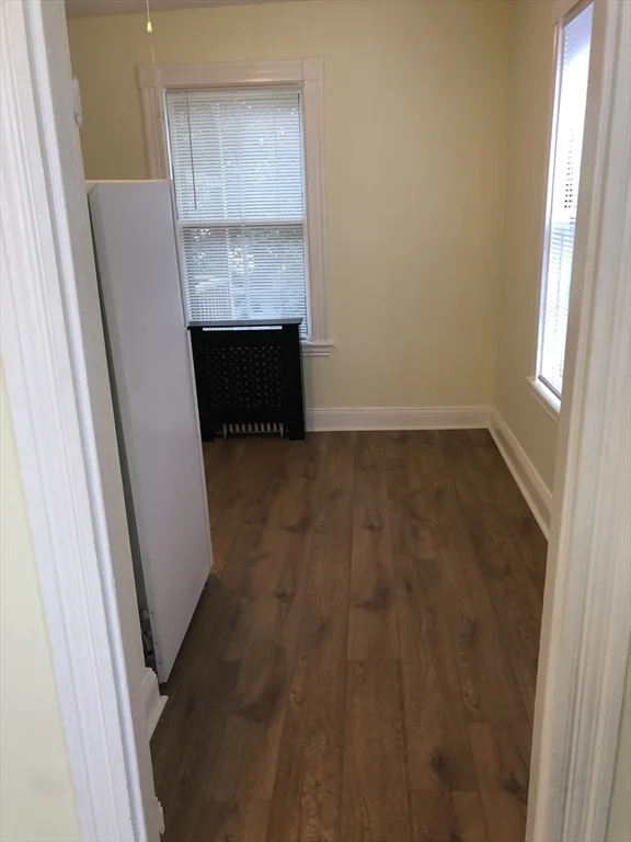 1 bed, 1 bath apartment for rent at 6 Rowley St Unit 1R, Dorchester — photo 3 of 9